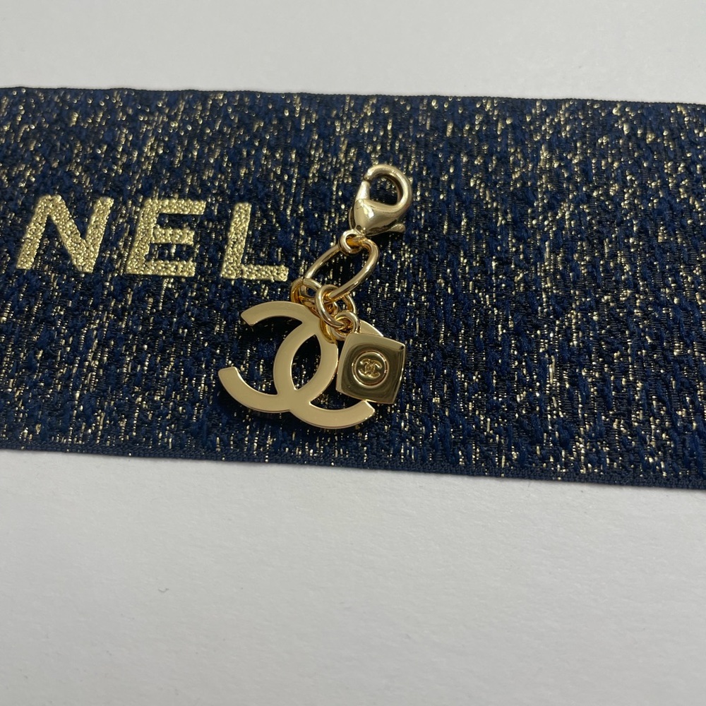 Chanel holiday charm